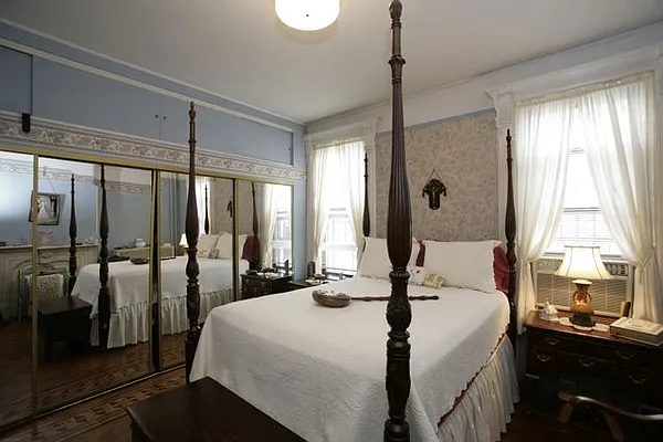 Sold by Garfield Realty  | media 3