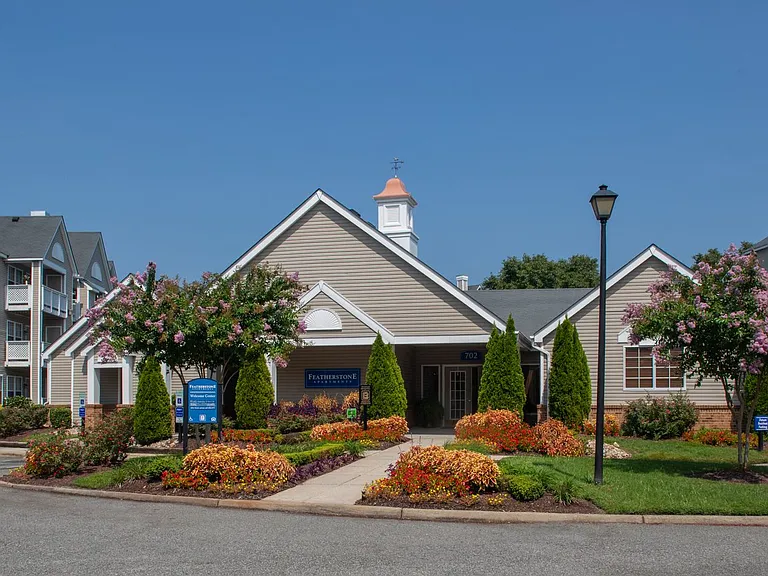 Featherstone Apartments at Kiln Creek — Photo 8