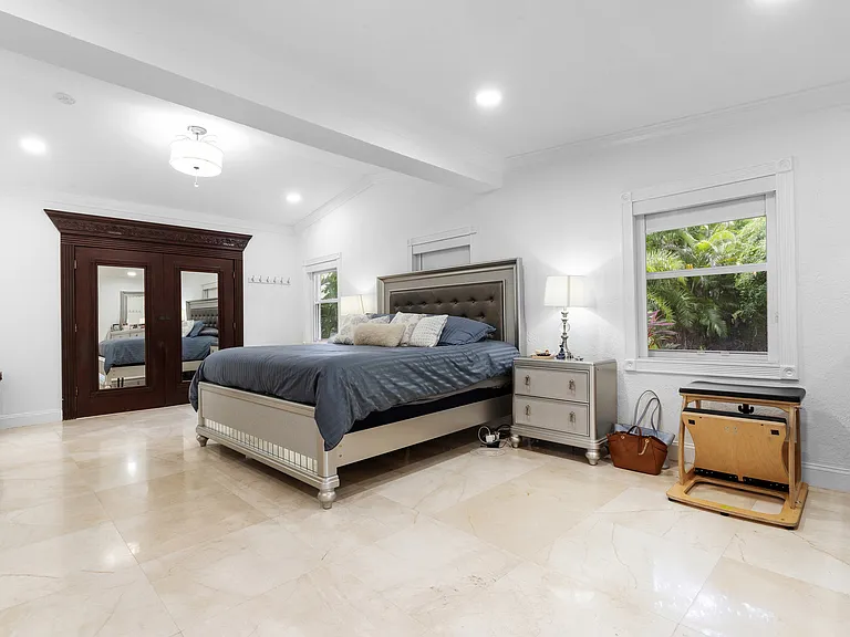 12300 Old Cutler Rd — Photo 32