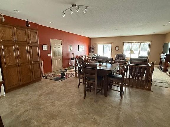5th image of 232 Main St