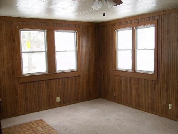 2nd image of 743 Colonial Dr