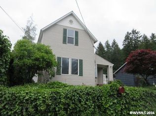 339 NE 5th Ave, Mill City, OR