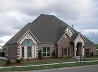 800 Whitetail Trl, Yukon, OK 73099