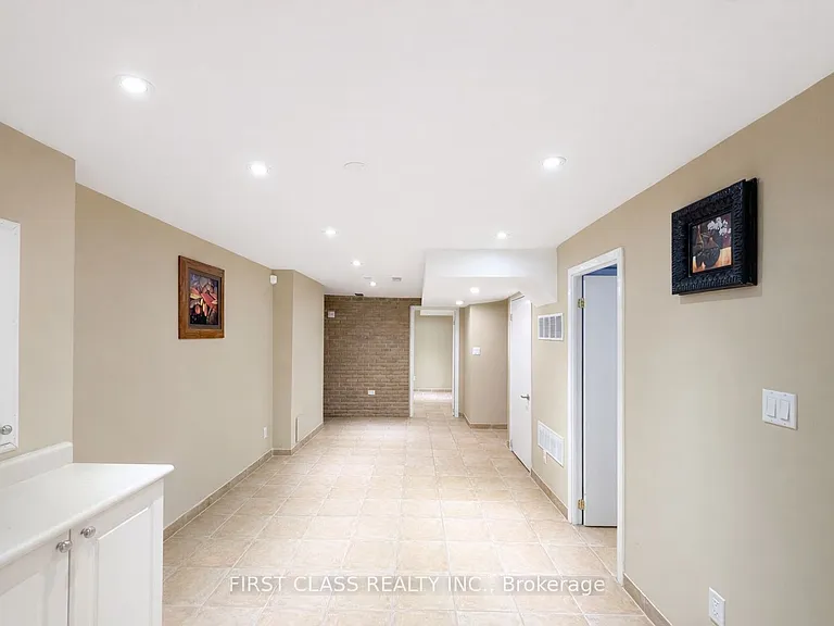 41 Horstman St #BASEMENT — Photo 3