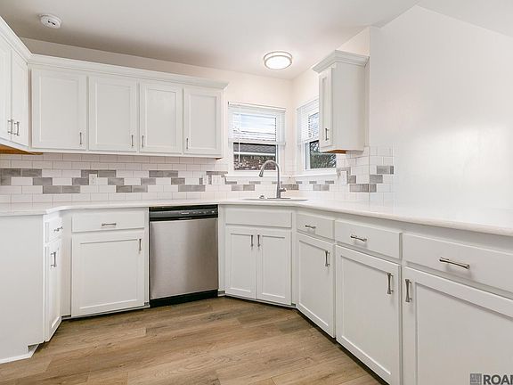 4th image of 30927 Meadow Wood Blvd