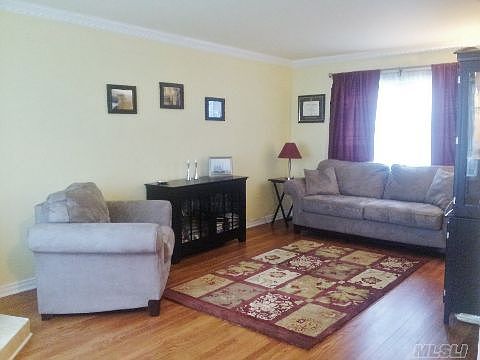 2nd image of 26 Roydon Dr W