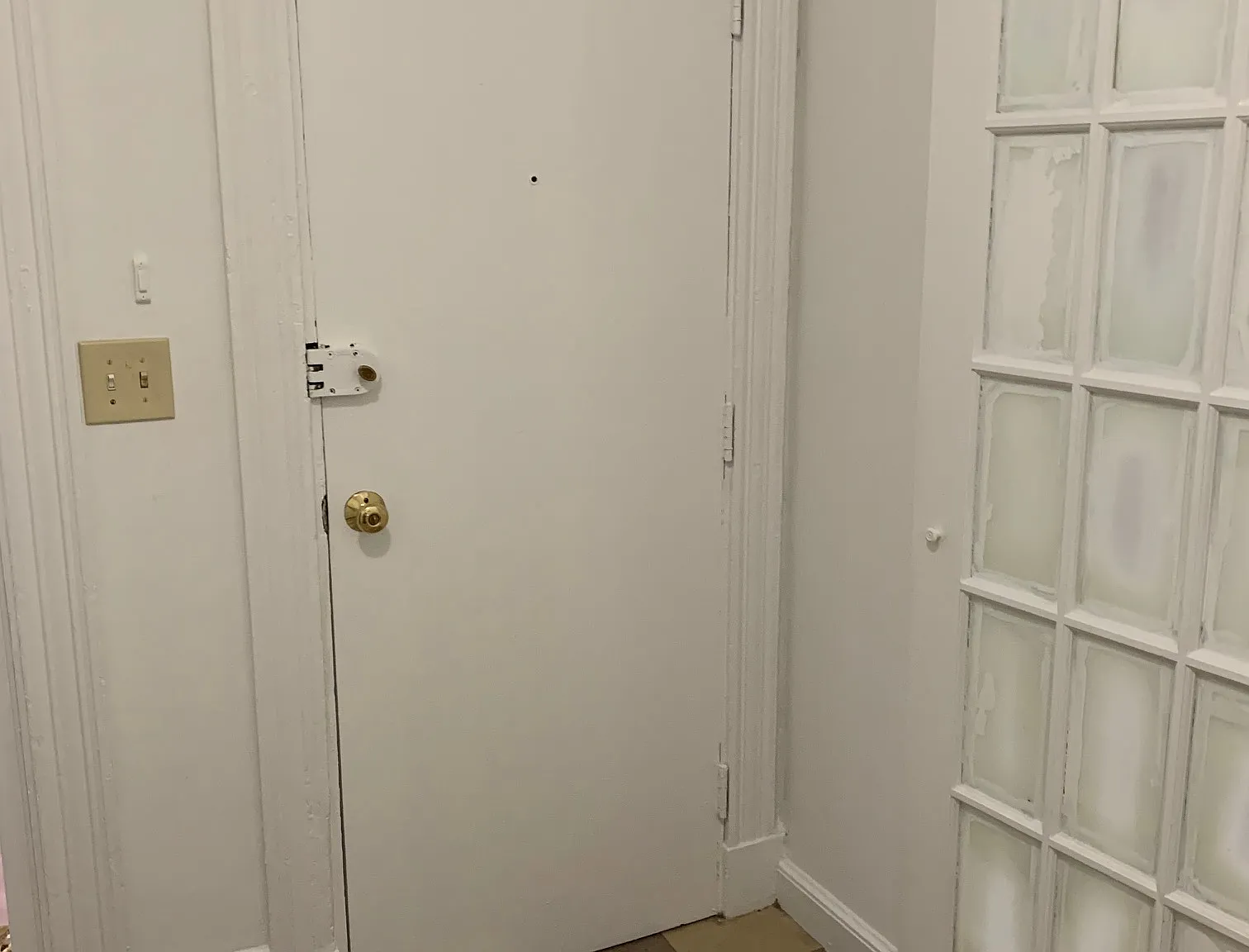 1 bed, 9999 sqft, $2,200 — Photo 2