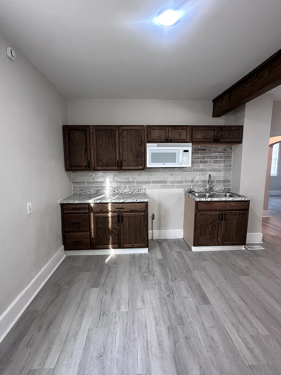 Building Photo - 1719 Sturdevant St #1