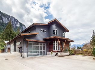 38608 Westway Ave, Squamish, BC V8B0W2