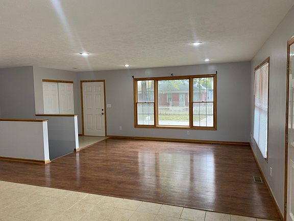 2nd image of 5444 Lillibridge St