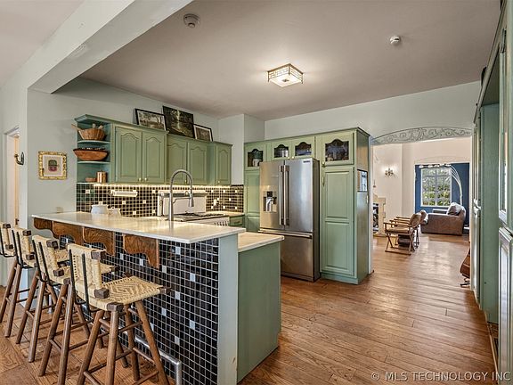 8th image of 2216 N Elwood Ave