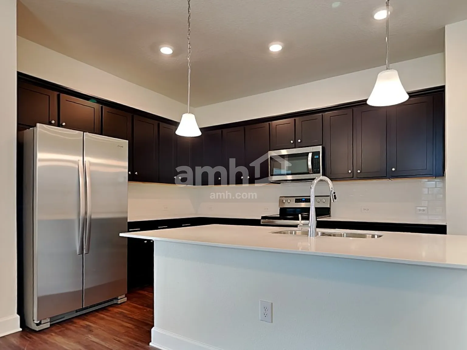 4 bed, 2.5 bath, 2078 sqft, $2,610 — Photo 4