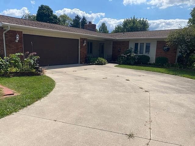 1st image of 2615 W Burnell Dr