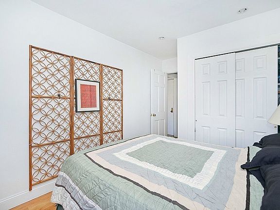 5th image of 83 W 104th St #6