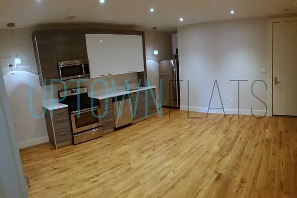 Rented by Uptown Flats LLC | media 10