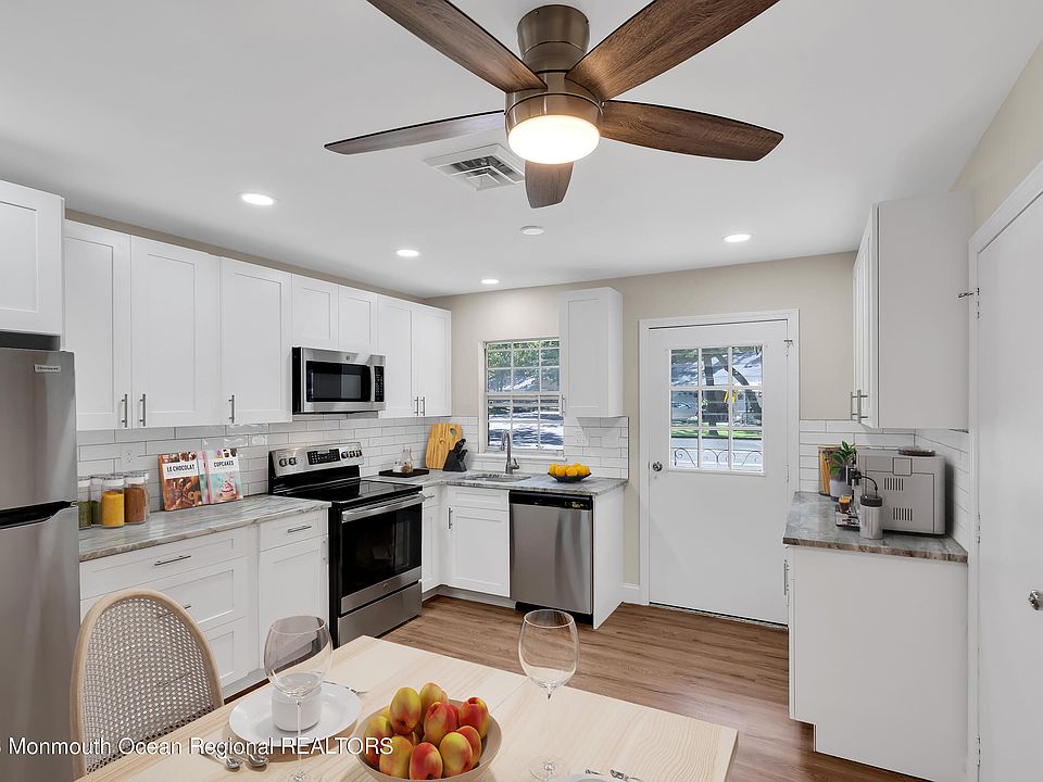 1st image of 131 Farrington Court #A