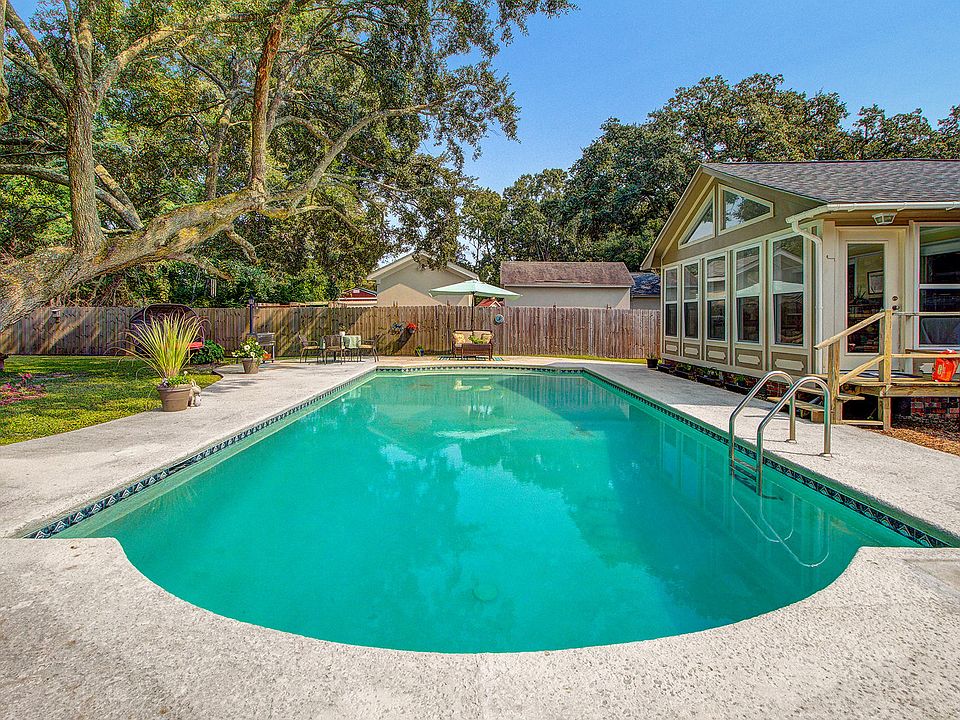 1st image of 3646 Moonglow Dr