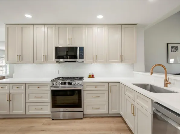 12210 Three Lakes Blvd, Tomball, TX 77375