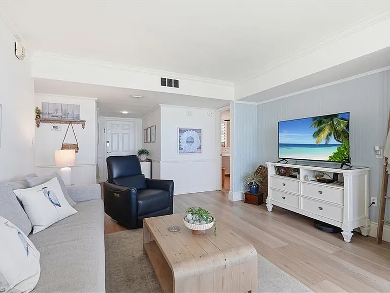 9375 Gulf Shore Dr #203 — Photo 11