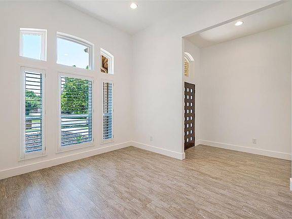 4th image of 1603 Tealcrest Ct