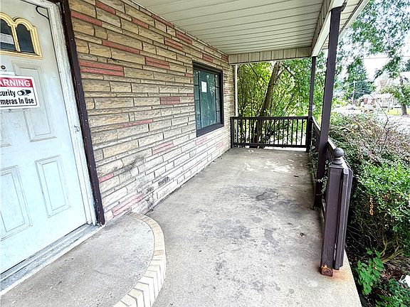 4th image of 820 Lathrop St