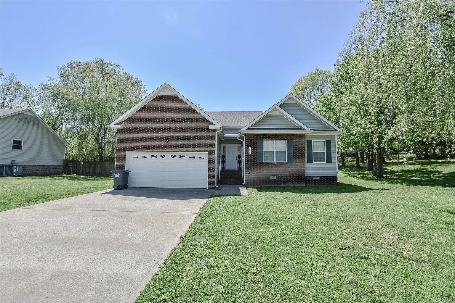 3552 Teal Dr photo 1