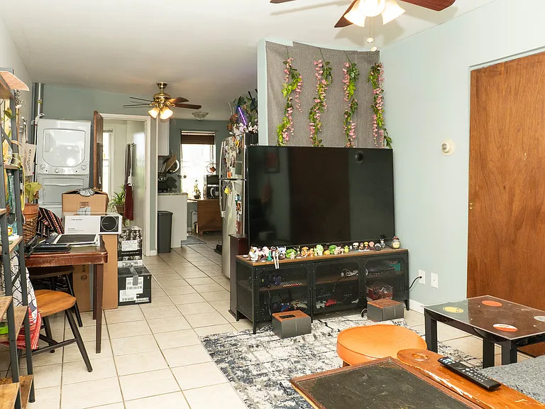 1023 S 7th St #3 — Photo 8