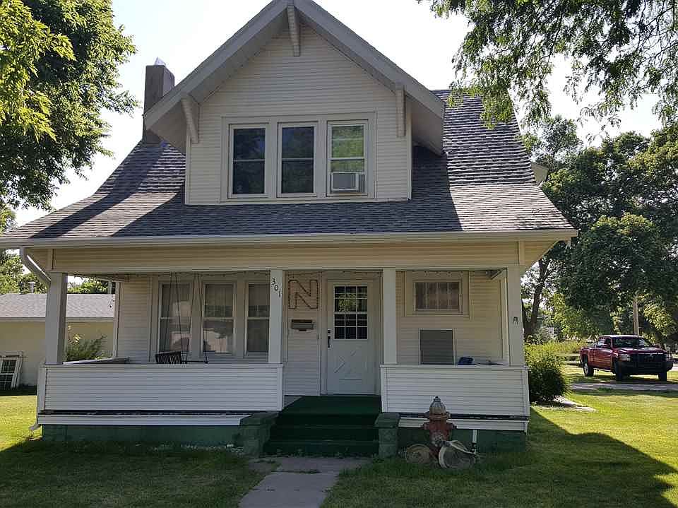 1st image of 301 S Nebraska Ave