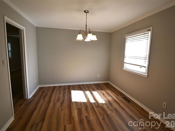 5th image of 1422 Thermal Rd