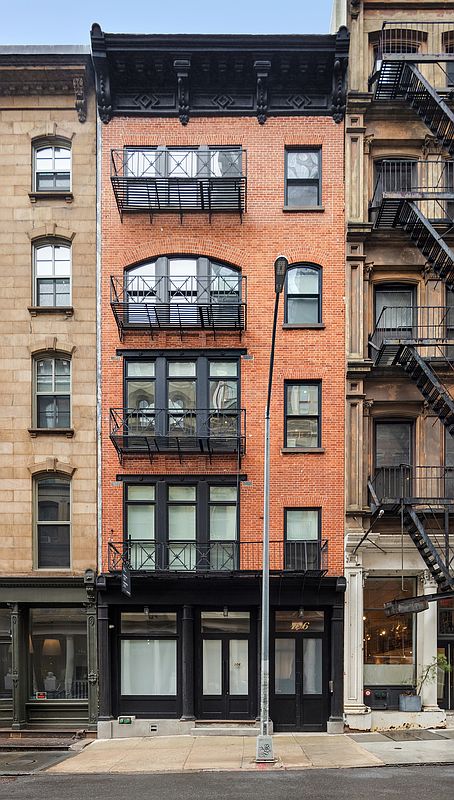 106 Franklin Street #1