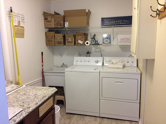 5th image of 636 Randolph St