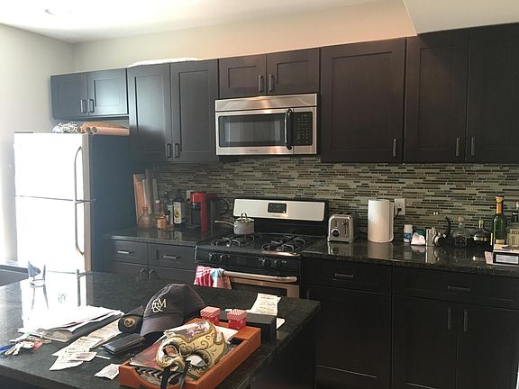 4th image of 1527 Spruce St APT 30E