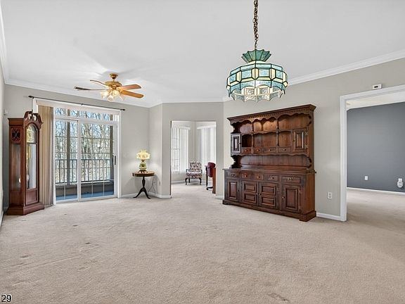 3rd image of 2205 Clinton Ln Unit 2205