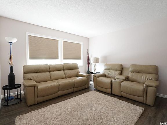 2nd image of 5602 DEWDNEY AVENUE