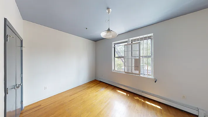 Rented by Bond New York | media 1