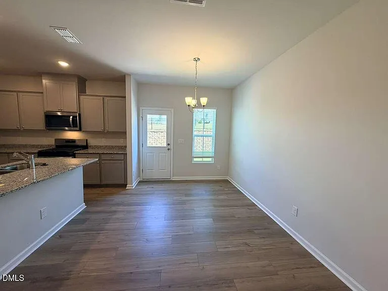 5024 Reader Way — Photo 5