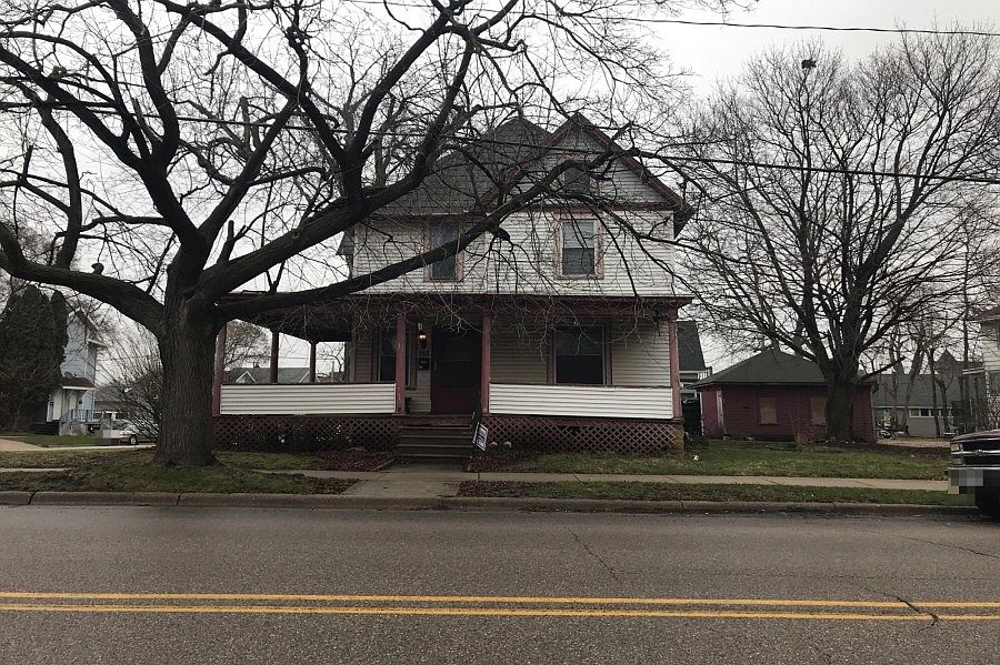 1st image of 153 S Jackson St