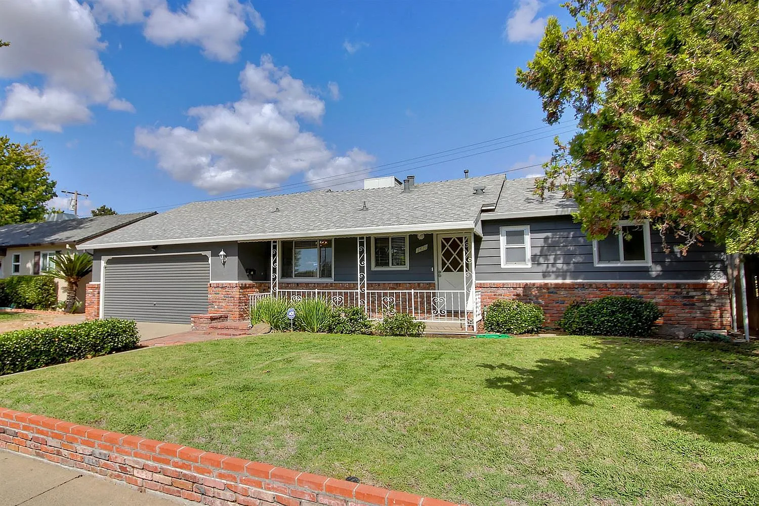 7421 Vandenberg Dr photo 1
