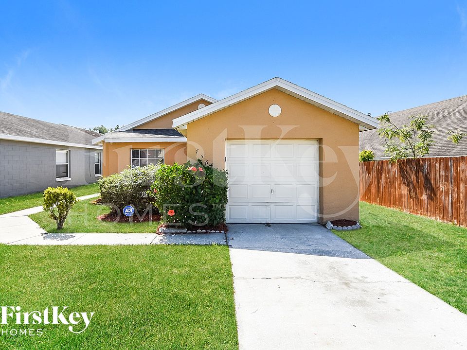 1st image of 7564 Groveoak Dr