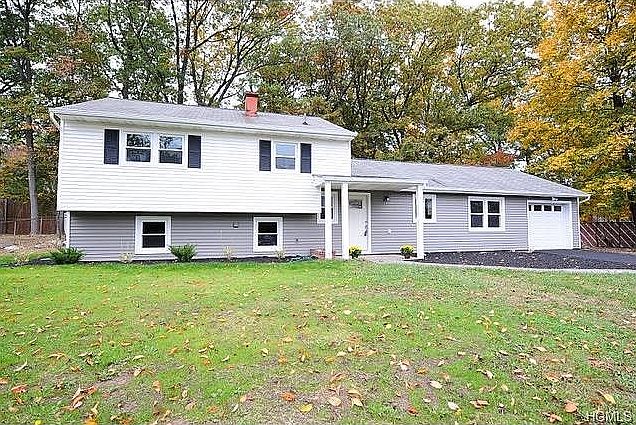 2nd image of 170 Foxwood Rd