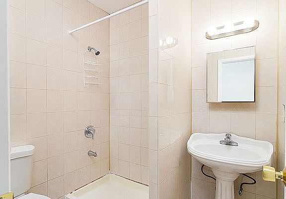 5th image of 990 2nd Ave #3F
