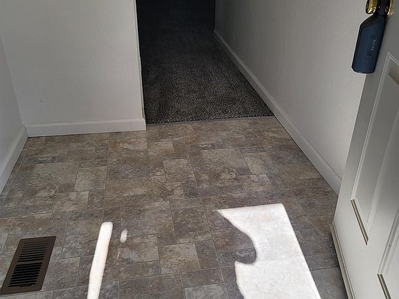 5th image of 1291 Canal Dr