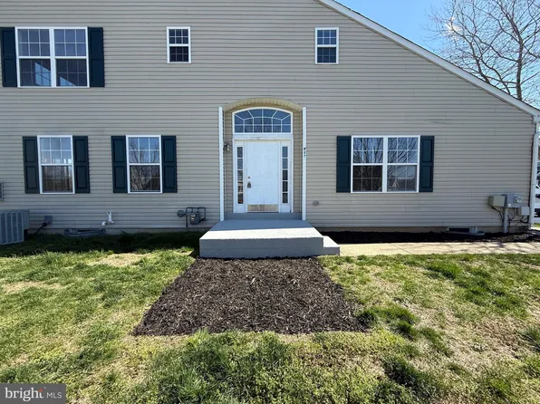 227 Avonbridge Dr, Townsend, DE 19734
