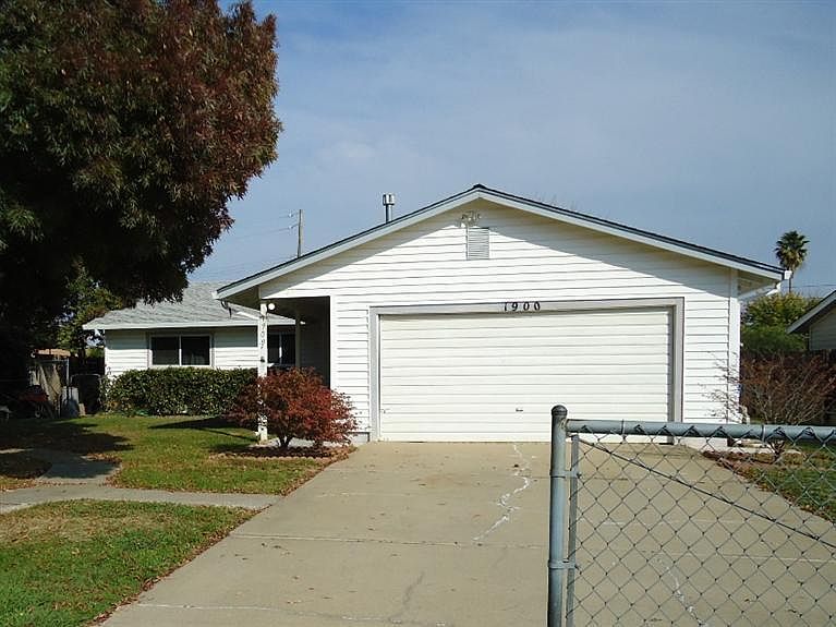 1st image of 1900 Park Cir