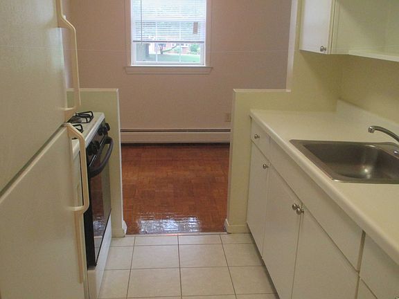 2nd image of 19 Hasbrouck Dr APT E