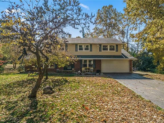 3rd image of 5020 Timberly Dr