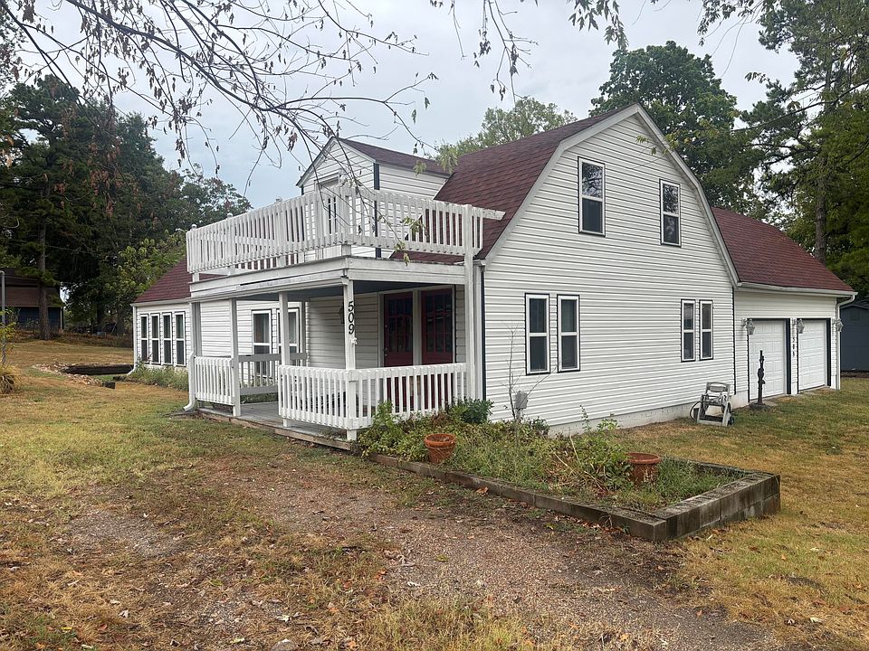 1st image of 509 W 5th St