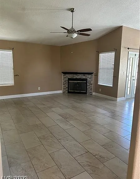 2600 Shakespeare Rd — Photo 2