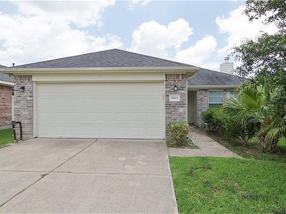 2nd image of 19415 Rum River Ct