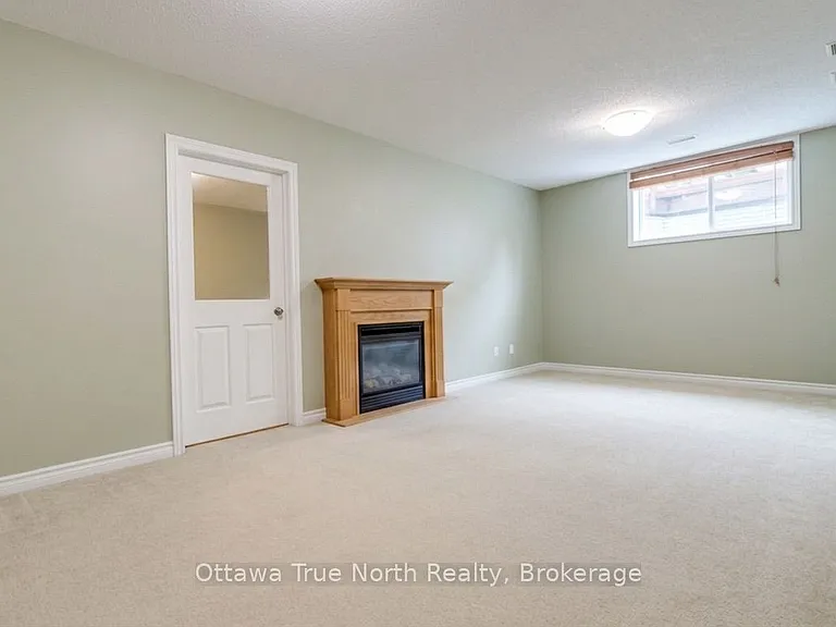 308 Glenbrae Ave S — Photo 16
